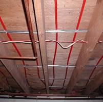 Under floor radiant heat tubing 